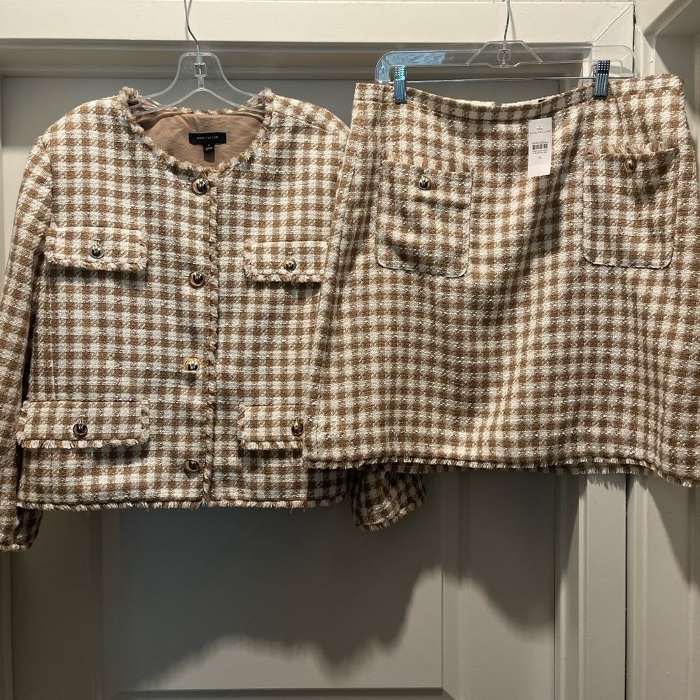 Ann Taylor Tan and White Houndstooth Jacket and Skirt Set